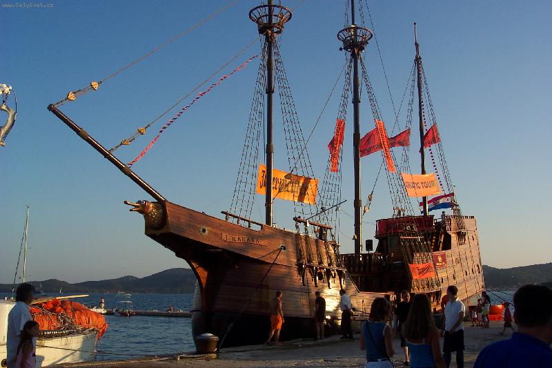 Foto: kor�b-romantika v Chorvatsku